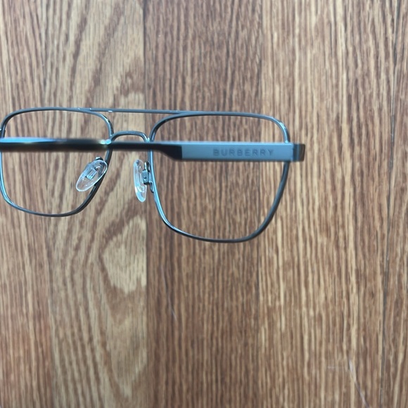 Burberry Ophthalmic Frame 🤓 - Picture 6 of 9